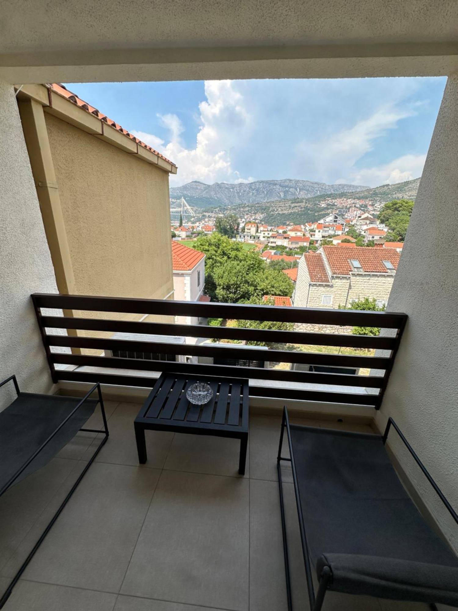 Cruise Ship Bridge View Apartment Luka Dubrovnik Extérieur photo